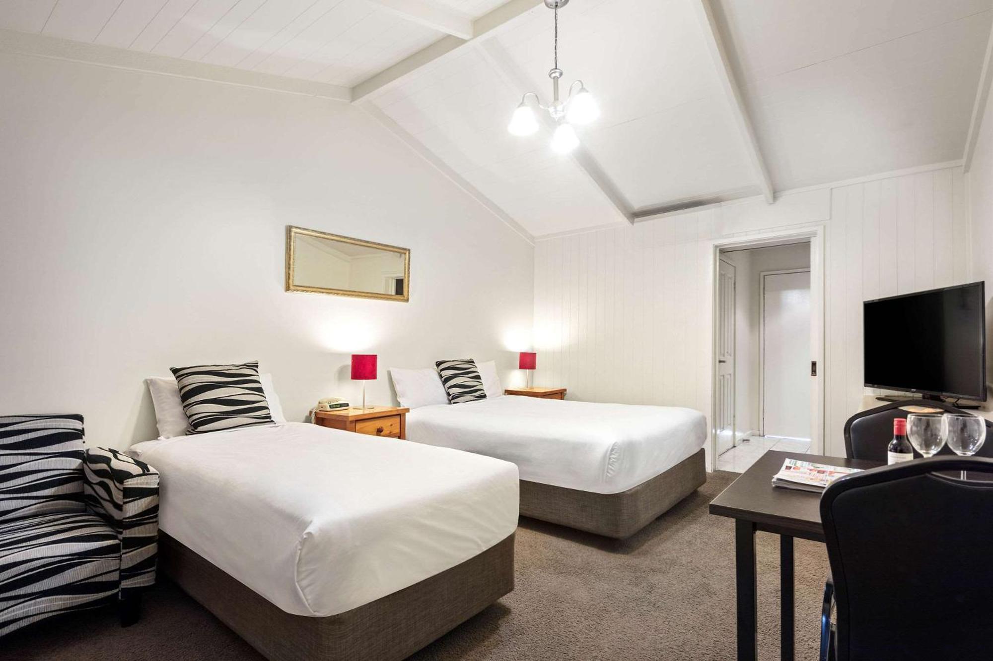 Quality Hotel Lakeside Bendigo Exterior photo