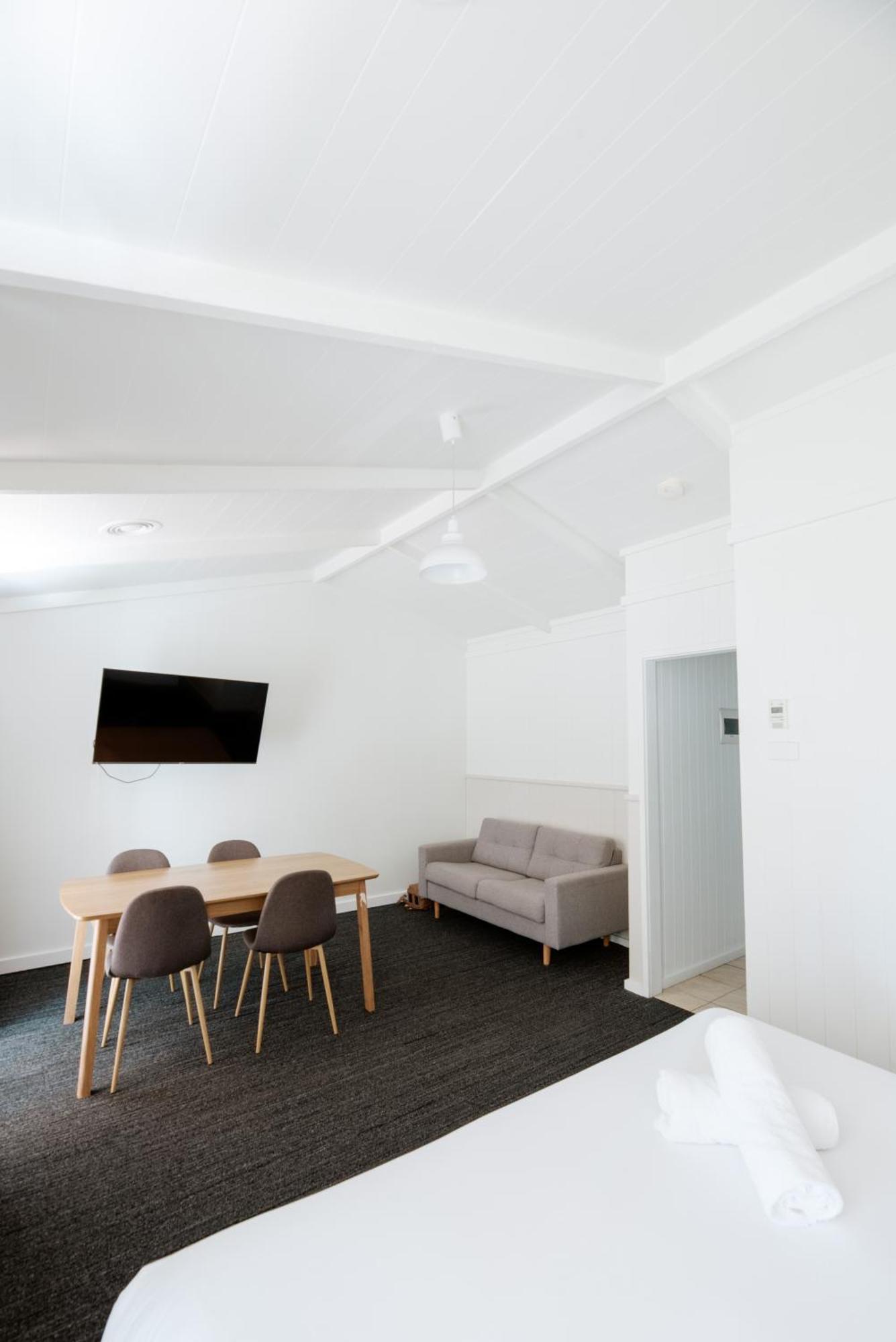 Quality Hotel Lakeside Bendigo Exterior photo