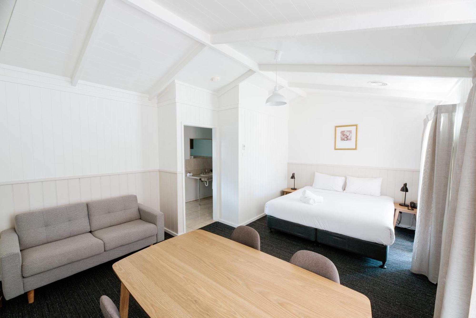 Quality Hotel Lakeside Bendigo Exterior photo