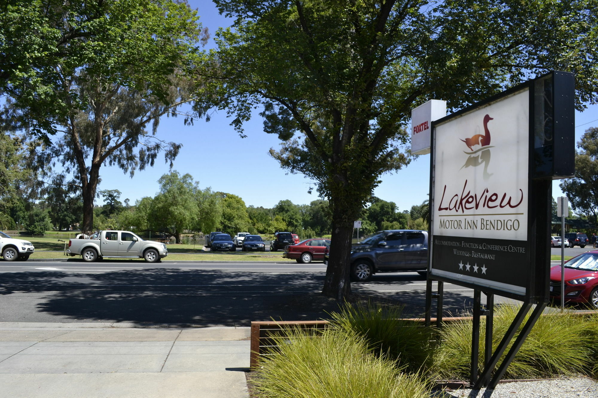 Quality Hotel Lakeside Bendigo Exterior photo
